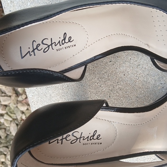 LifeStride The Caren Elegant Black Peep-Toe Heels Sz 10 - Picture 8 of 12